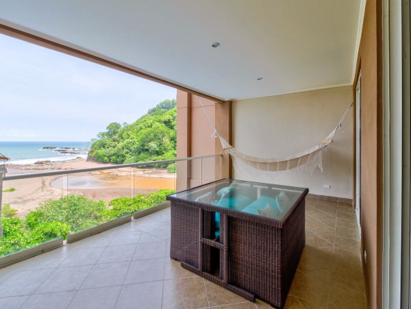 Luxury Oceanfront 2 Bedroom Condo in Jaco