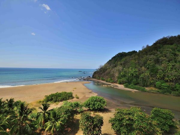 Luxury Oceanfront 2 Bedroom Condo in Jaco