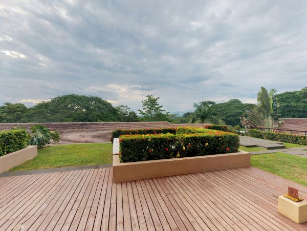 Lovely Ocean View Condo in Tarcoles Sleeps 6