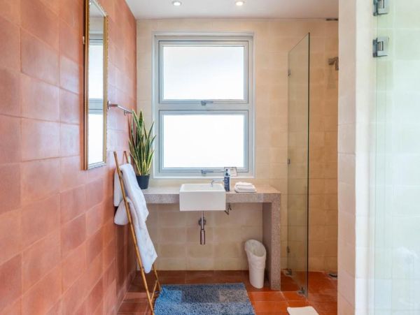 Luxury Condos with Pools and Private Hot Tub in Playa Hermosa