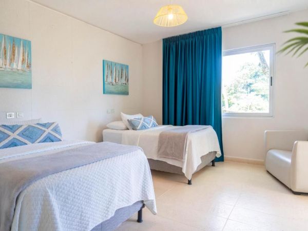 Luxury Condos with Pools and Private Hot Tub in Playa Hermosa