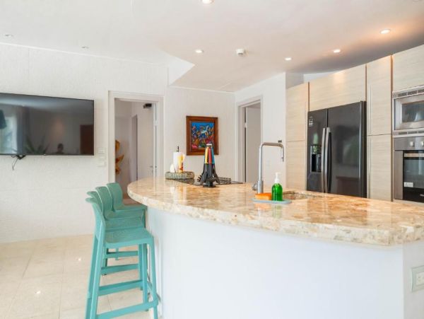 Luxury Condos with Pools and Private Hot Tub in Playa Hermosa