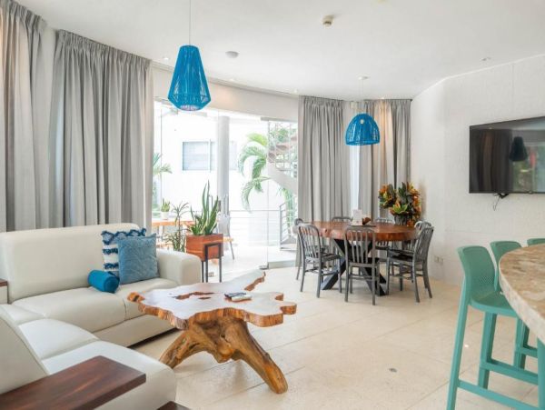 Luxury Condos with Pools and Private Hot Tub in Playa Hermosa