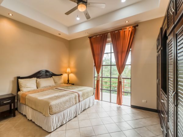 Jaco Condo 1021189