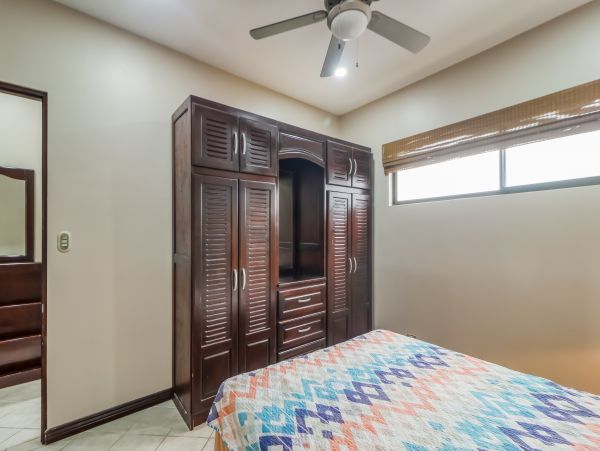 Jaco Condo 1021189