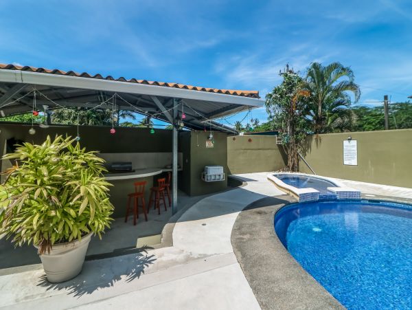 Jaco Condo 1021189