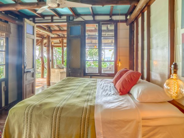 Uvita Beachfront Five Bedroom Vacation Home