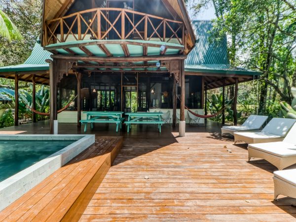 Uvita Beachfront Five Bedroom Vacation Home