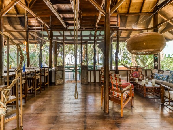 Uvita Beachfront Five Bedroom Vacation Home