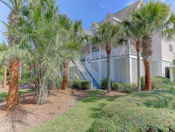 Isle of Palms Lovely 4 Bedroom Vacation Rental