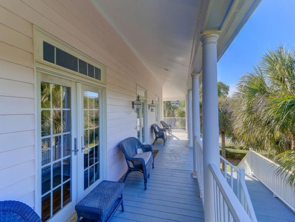 Isle of Palms Lovely 4 Bedroom Vacation Rental