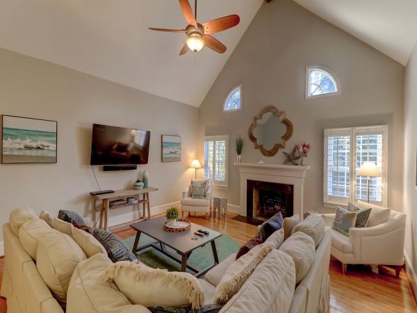 Isle of Palms Lovely 4 Bedroom Vacation Rental