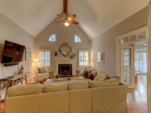 Isle of Palms Lovely 4 Bedroom Vacation Rental