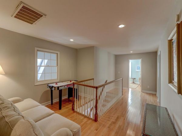 Isle of Palms Lovely 4 Bedroom Vacation Rental