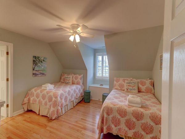 Isle of Palms Lovely 4 Bedroom Vacation Rental