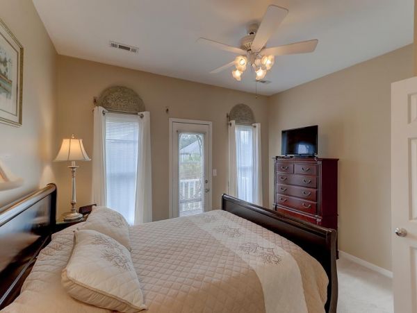 Isle Of Palms Home 1021212
