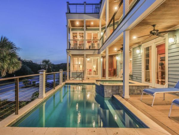 Isle Of Palms Home 1021213