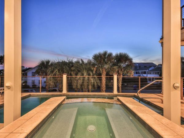 Isle Of Palms Home 1021213