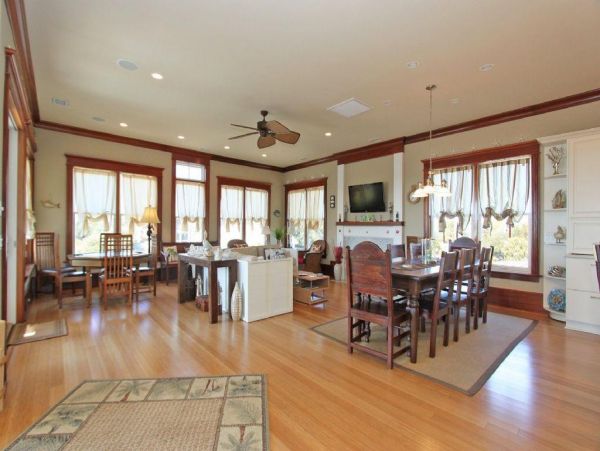 Isle Of Palms Home 1021213