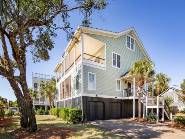 Isle Of Palms Home 1021214