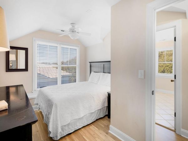 Isle Of Palms Home 1021214