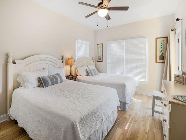 Isle Of Palms Home 1021214