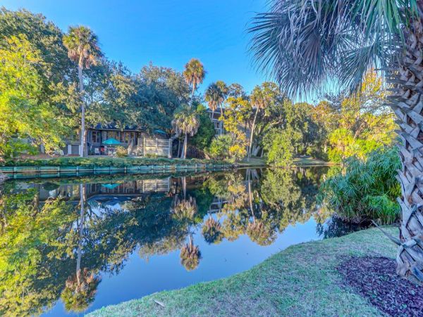 Isle Of Palms Home 1021215