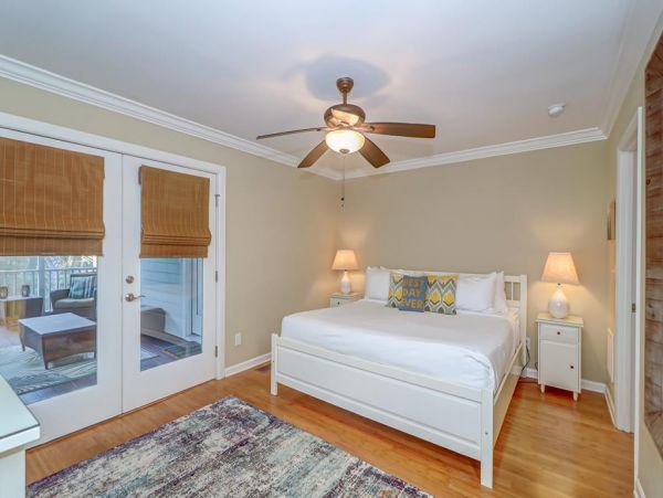 Isle Of Palms Home 1021215