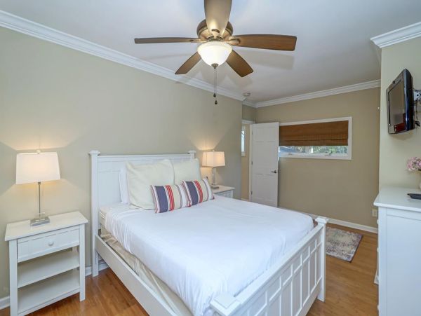 Isle Of Palms Home 1021215