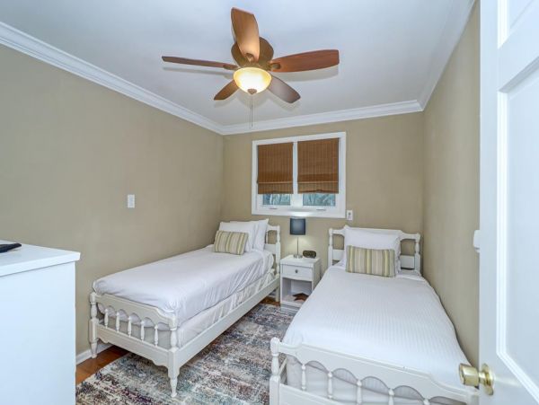 Isle Of Palms Home 1021215
