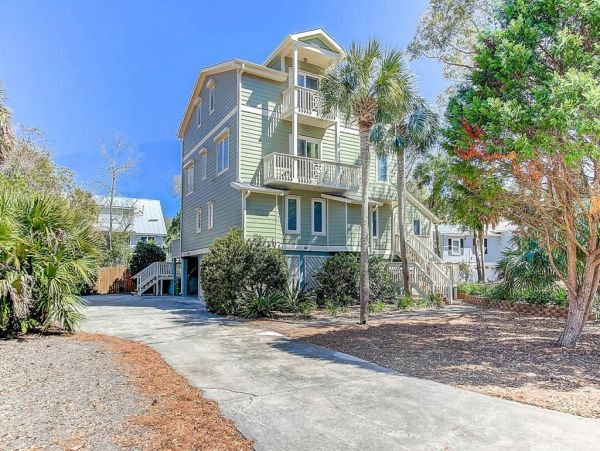 Isle Of Palms Home 1021216