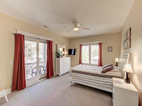 Isle Of Palms Home 1021216