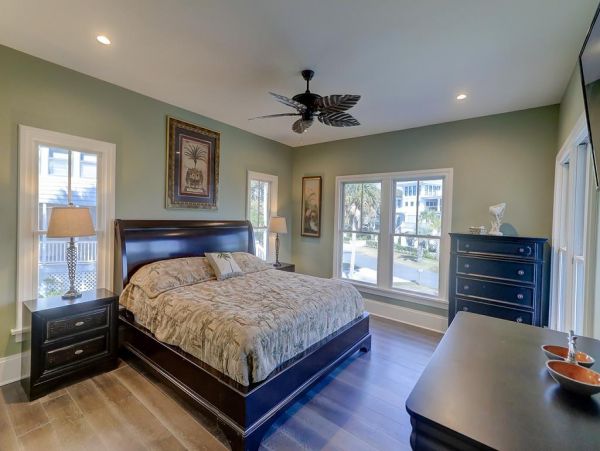 Isle Of Palms Home 1021219