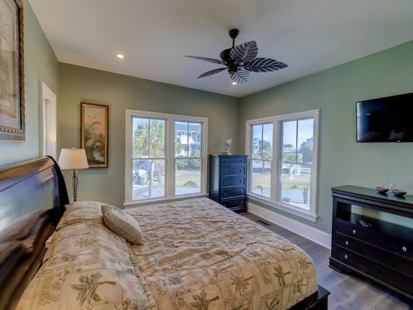 Isle Of Palms Home 1021219