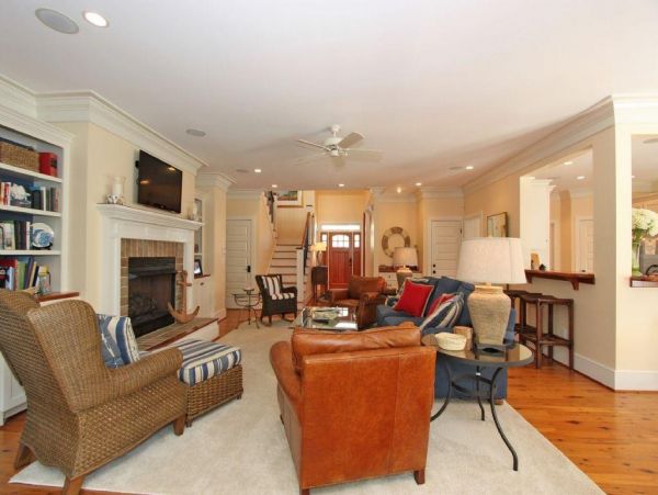 Isle Of Palms Home 1021221