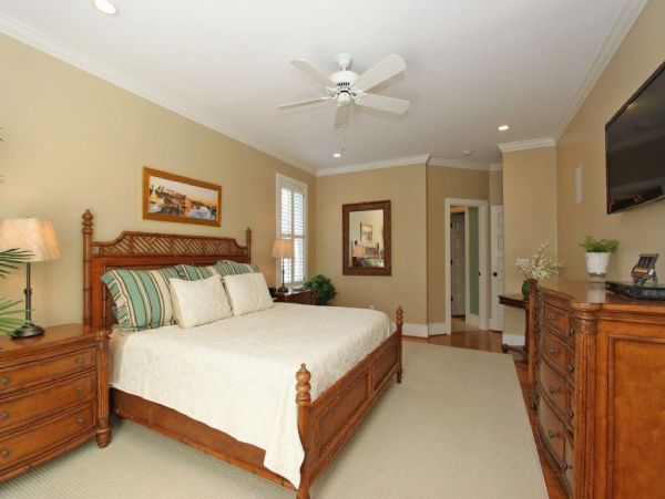 Isle Of Palms Home 1021221