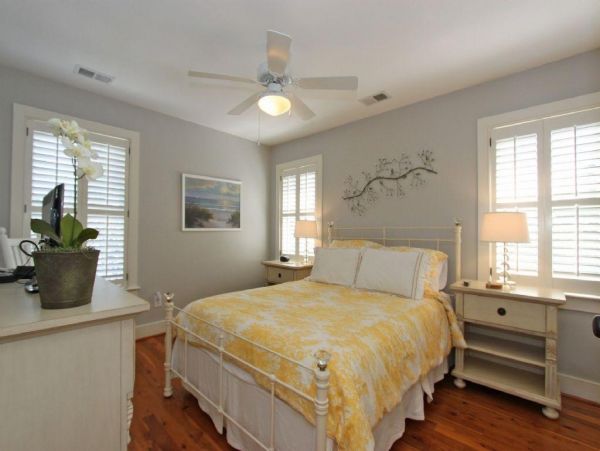 Isle Of Palms Home 1021221