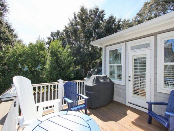 Isle Of Palms Home 1021221