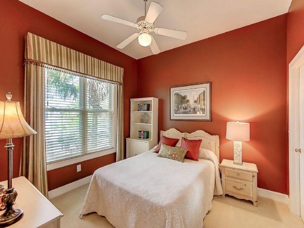 Charming Isle of Palms 4 Bedroom Vacation Home