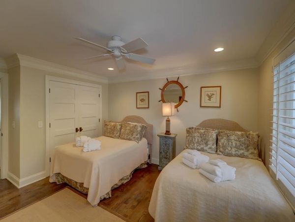 Isle Of Palms Condo 1021224