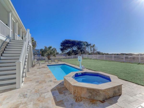 Isle Of Palms Home 1021226