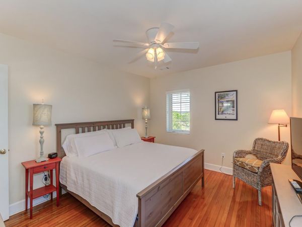 Isle Of Palms Home 1021229