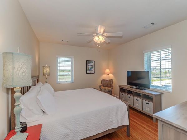 Isle Of Palms Home 1021229