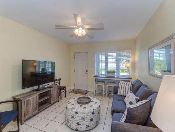 Isle Of Palms Home 1021229