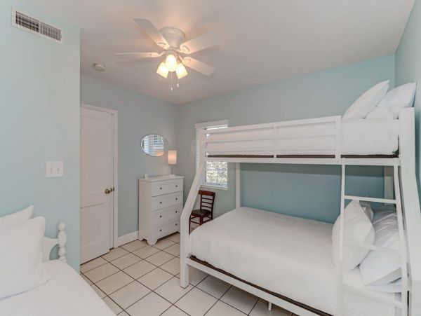 Isle Of Palms Home 1021229