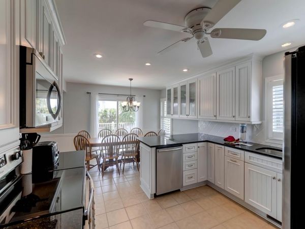 Isle Of Palms Home 1021235