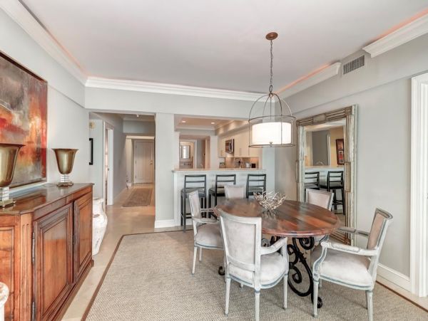 Oceanfront Luxury Vacation Condo in Isle of Palms Sleeps 6