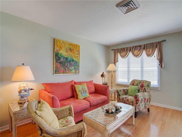 Isle of Palms Vacation Condo One Bedroom