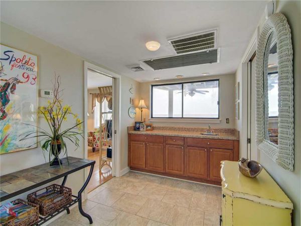 Isle of Palms Vacation Condo One Bedroom