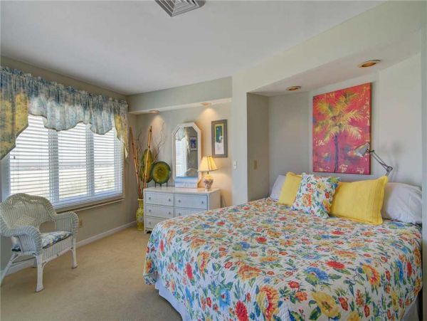 Isle of Palms Vacation Condo One Bedroom